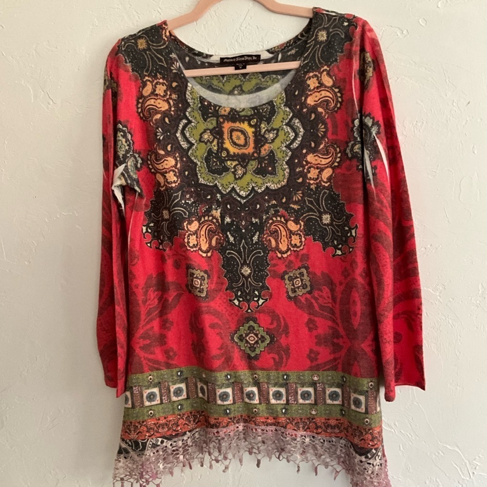 Simply Sienna Rose Red Paisley Tunic Top Medium